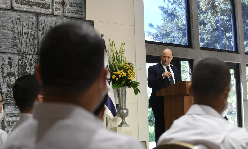 בנט מבהיר: "מעורבות השב"כ תהיה מוגבלת"