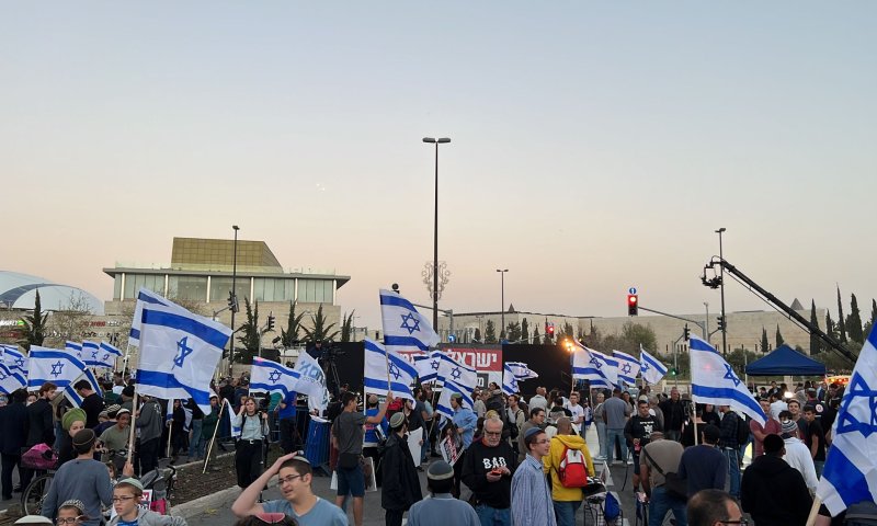 אחרי יממה דרמטית: החלה הפגנת הימין בירושלים