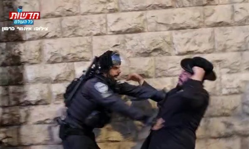 הפגנה בפלג הירושלמי נגד נתיחת גופת הילד מרמות