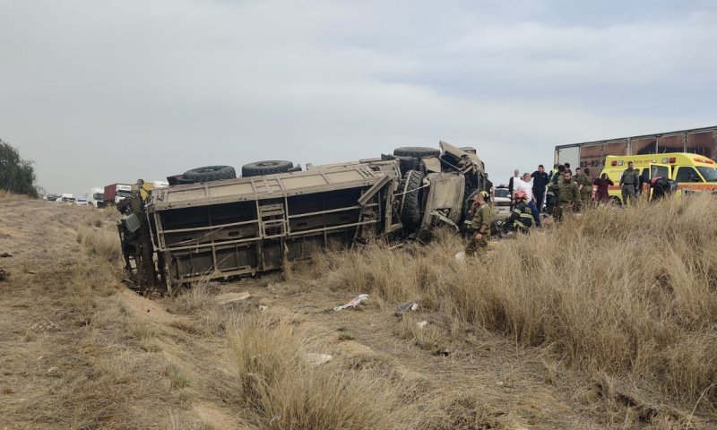 צה"ל אישר: שני חיילים נפצעו בתאונה בכביש 6