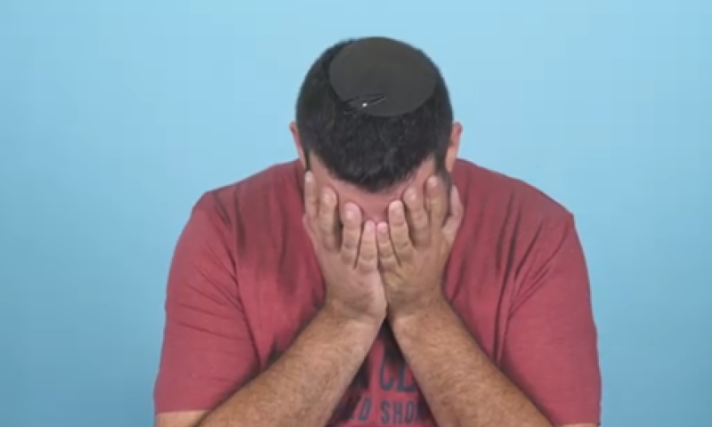 צפו: איך זה מרגיש לא להתקבל לישוב שגדלת בו?