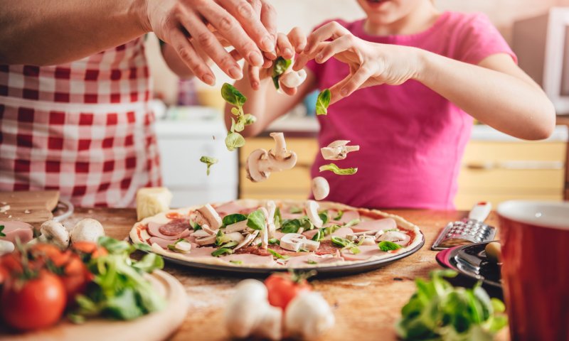 יום הפיצה הבינלאומי: 7 מתכונים ללהיט האיטלקי