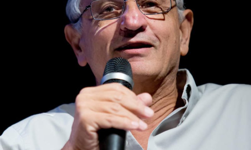 נחום ברנע: "הם מעדיפים שיהיה לאיראן גרעין ושביבי לא ינצח"