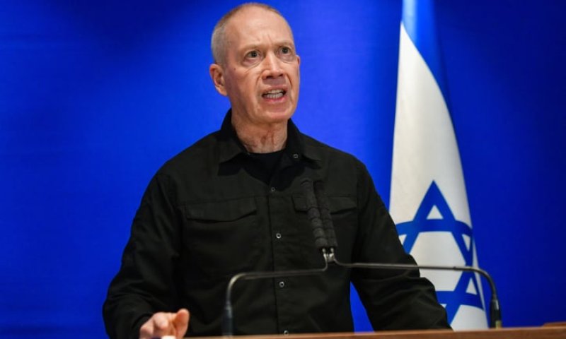 גלנט: 'למחבלי חמאס יש 2 אפשרויות &ndash; להיכנע או למות'