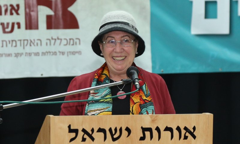 הרבנית הנקין יוצאת נגד העתירה לבג"צ בנושא בחינות נשים לרבנות