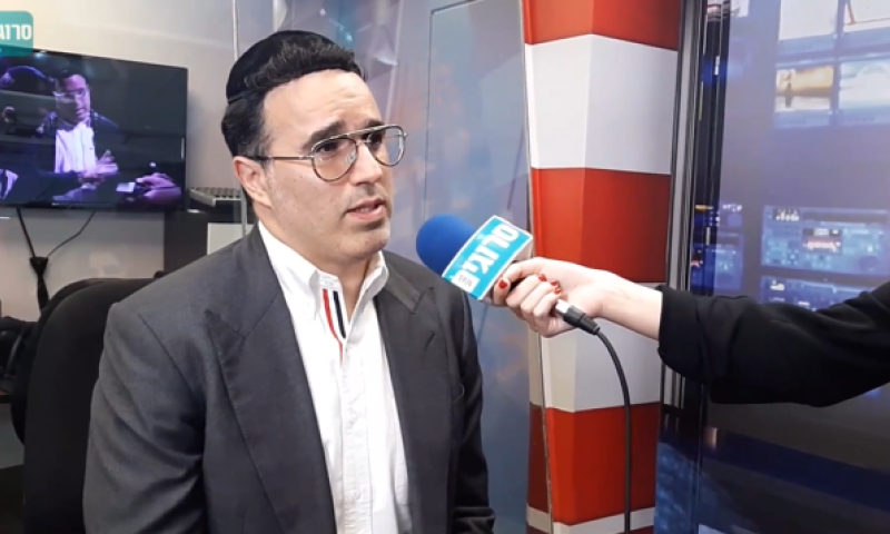 שוואקי חושף לסרוגים: "לא קורא תגובות עליי". צפו