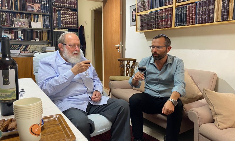 הרב אלי סדן תומך בישראל גנץ