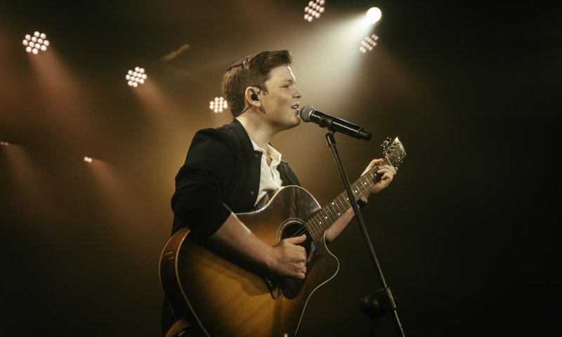 "קולומבוס": בוגר בית ספר למוזיקה בסינגל חדש