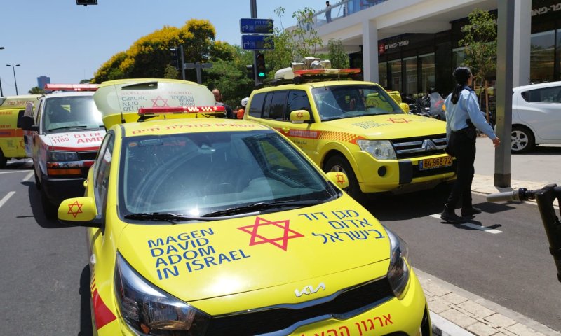 בגלל החום הכבד:  גבר כבן 70 פונה לביה"ח במצב קשה