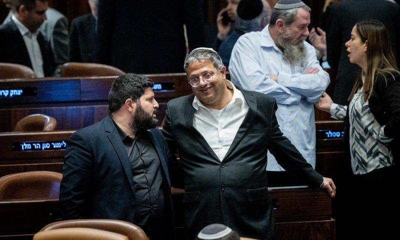 אחרי ההדחה של אלמוג כהן: זו הח"כית שתחליף אותו