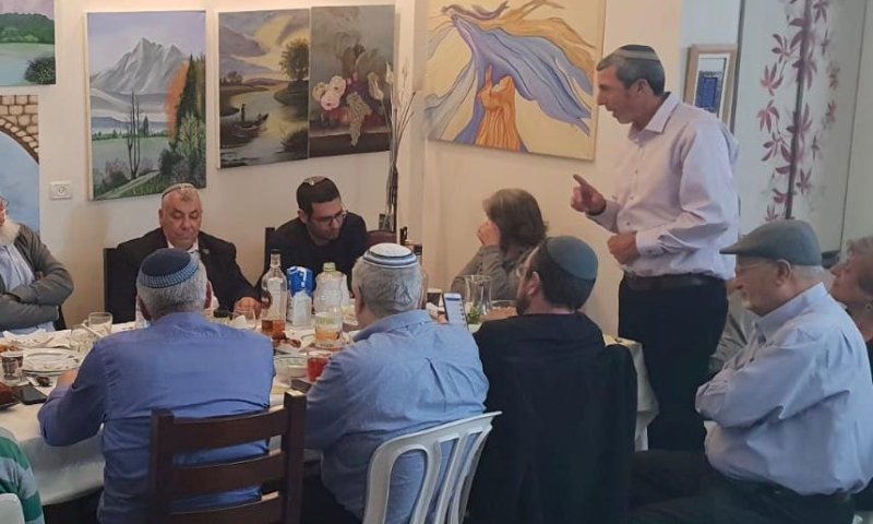 הרב רפי פרץ במתקפה: "דברי הרב בני לאו מזעזעים"