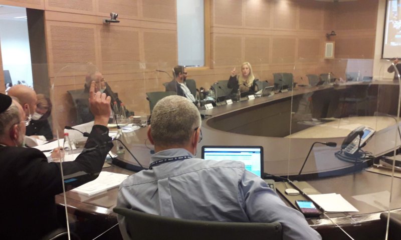 חובת הבידוד במלוניות הוארכה ביממה אחת בלבד