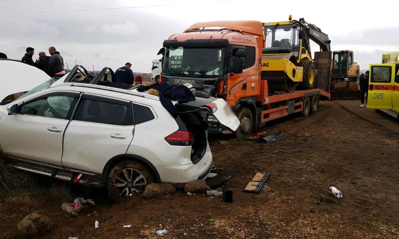 תאונה חזיתית בגולן: בת 40 נהרגה; בת 14 במצב אנוש