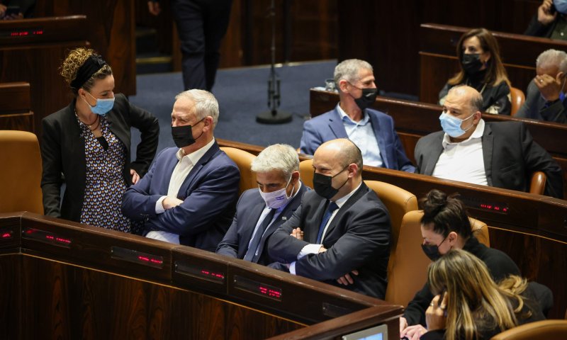 לקראת יום מתוח: האם הקואליציה תחזור לפעול?