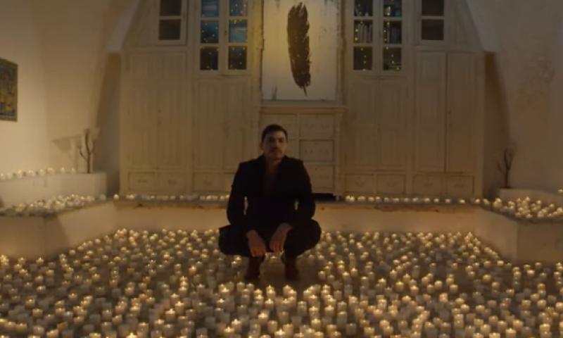 הדבר הבא במוזיקה? האמן הסרוג ששווה לכם להכיר