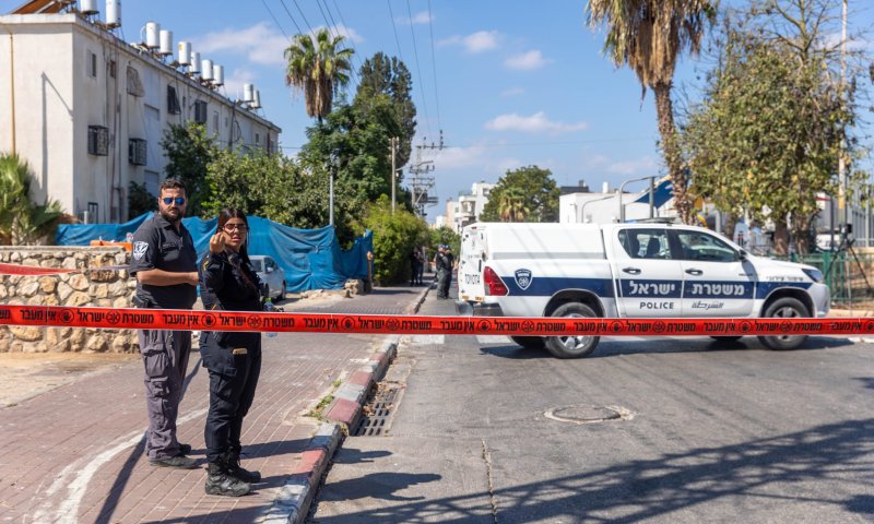 בצעד חריג: השב"כ עצר שני ערבים שהציתו רכבים של יהודים ברמלה