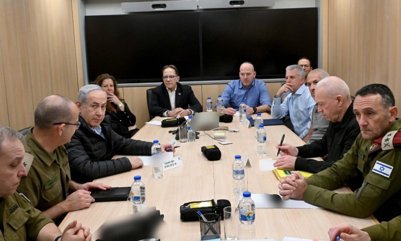 לשכת ראש הממשלה: גם הדיווח בערוץ 13 &ndash; שקרי