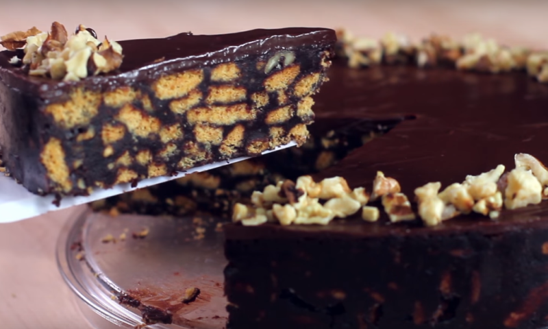 כשהזמן קצר: מתכון לעוגת שוקולד ללא אפיה