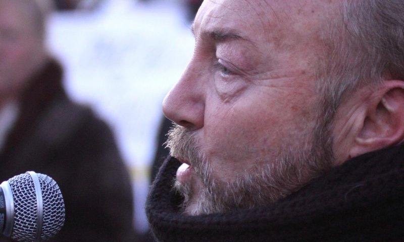 דאגה בבריטניה: הנציג העוין חוזר לפרלמנט