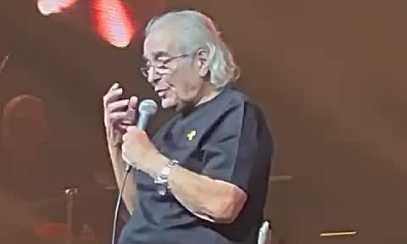 צפו: בועז שרעבי מקדיש את 'כשתבוא' לחטופים