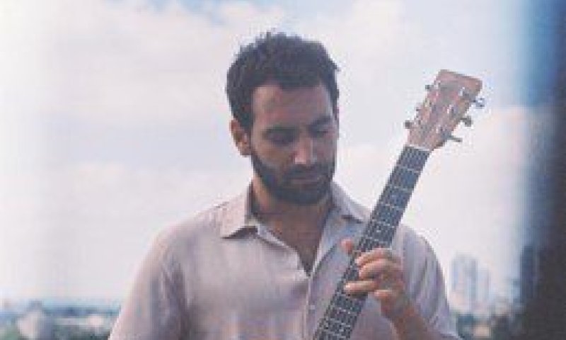 שחר רופ, הבן של דני רופ, מוציא לאור סינגל