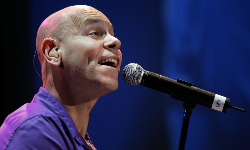 רגע לפני הפסטיגל: רמי קלינשטיין אושפז בביה"ח