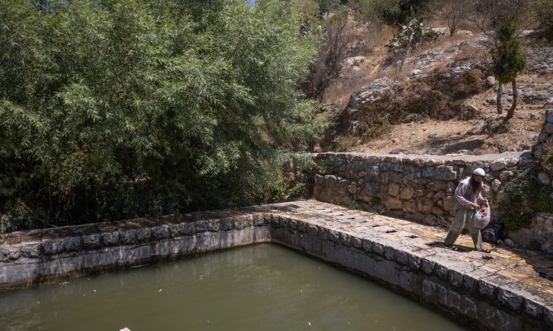 "חשש לבריאות הציבור": משרד הבריאות באזהרה למטיילים בירושלים