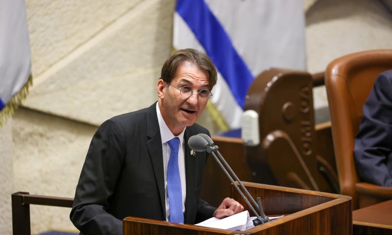 נאום הבכורה של ביסמוט: "נאזן בין הרשויות בזהירות"