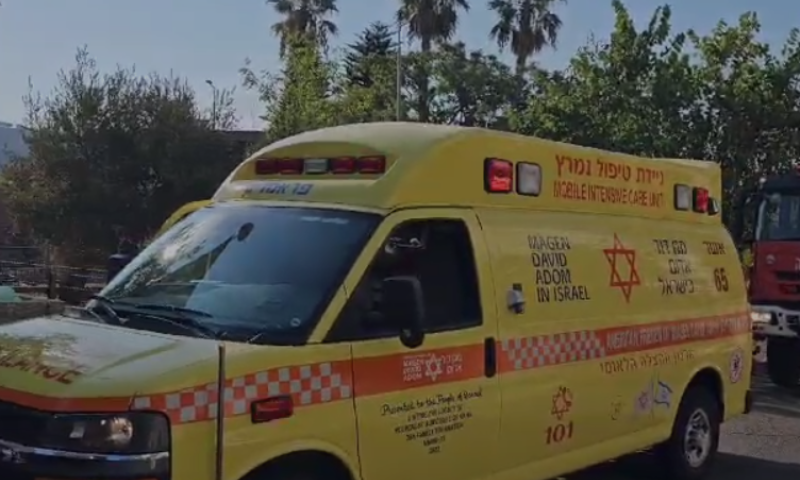 האלימות המשתוללת: בן 58 נפצע קשה סמוך לכביש 483