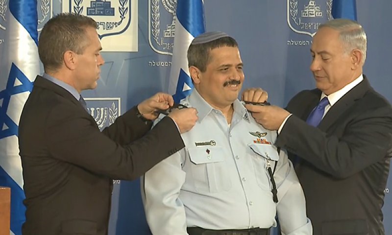 רוני אלשיך מונה למפכ"ל המשטרה והתבדח על הפציעה