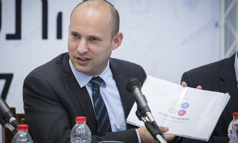 "למה התקשורת נזעקת שבמדינה היהודית לומדים יהדות?"