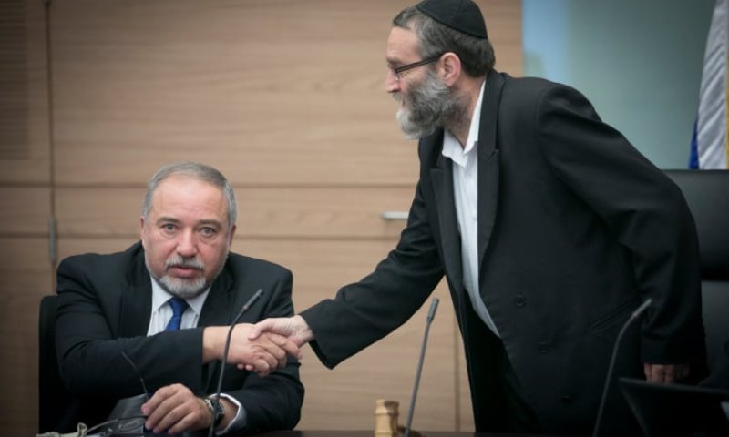 הנקמה; החרדים יצביעו נגד החוק של ליברמן