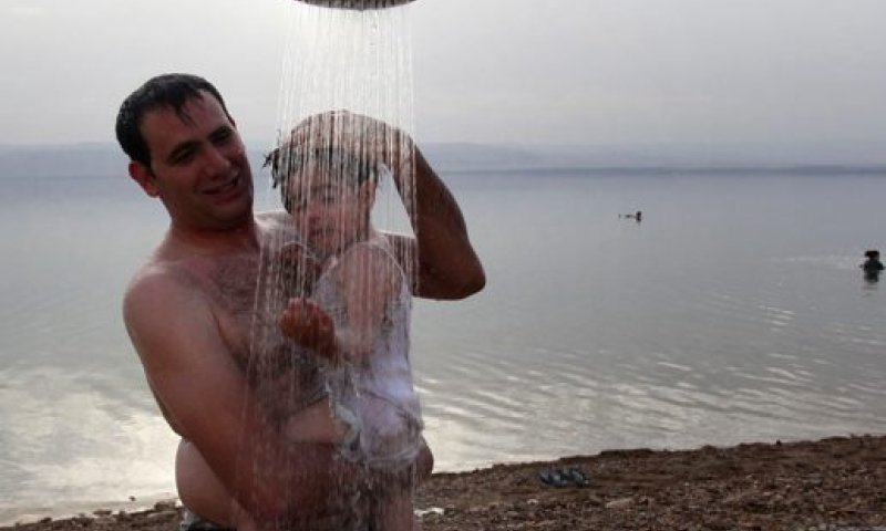 בוא אבא. יש משהו פתטי בהורות המתבכיינת שלכם