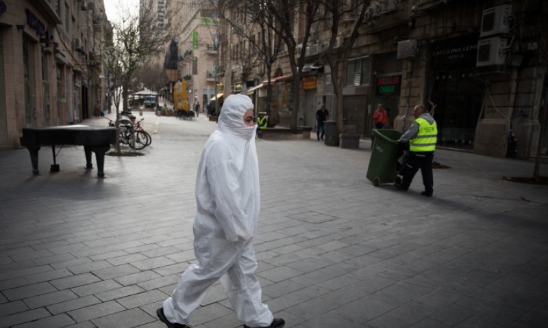 מהבנק לבית הכנסת: מסלולי חולי הקורונה החדשים