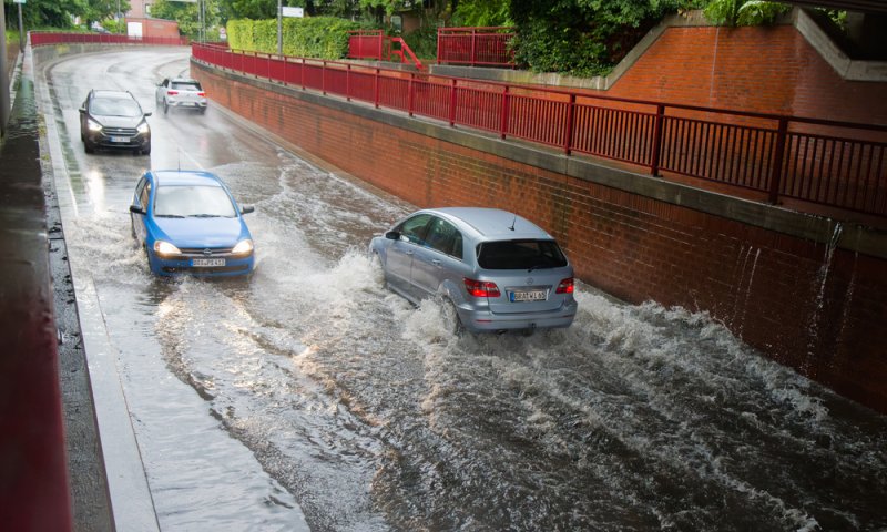 שיטפונות בגרמניה: 4 נהרגו, לפחות 30 איש נעדרים