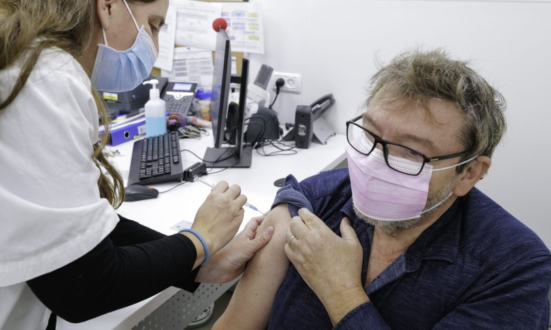 משרד הבריאות: כך נראית יעילות החיסון הרביעי