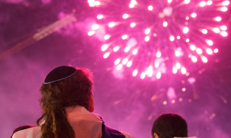 הממשלה אישרה מופעי זיקוקים ביום העצמאות