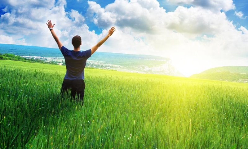 הצעד הקטן כדי לקום שוב בבוקר עם חיוך ענק