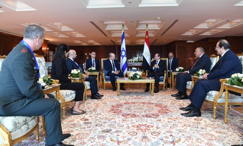 בנט נועד עם נשיא מצרים: פגישה חשובה וטובה מאוד