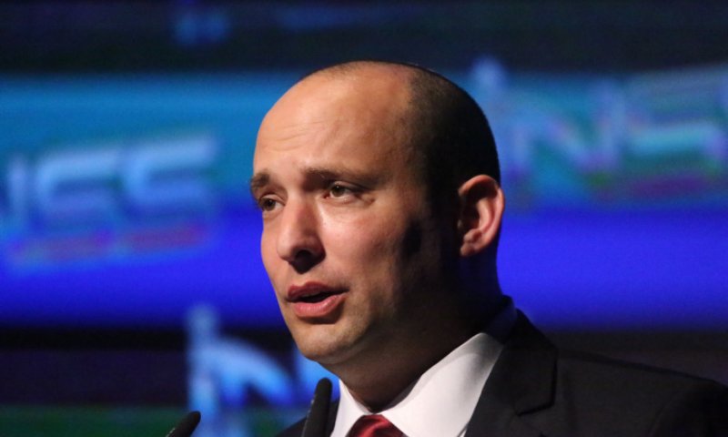 בליכוד חוגגים: בנט התקפל. מכתב הפיטורין כבר היה מוכן