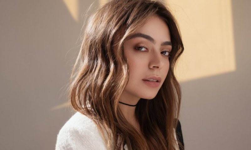 שי המבר בסינגל חדש ומיוחד במינו: "רציתי הכל"