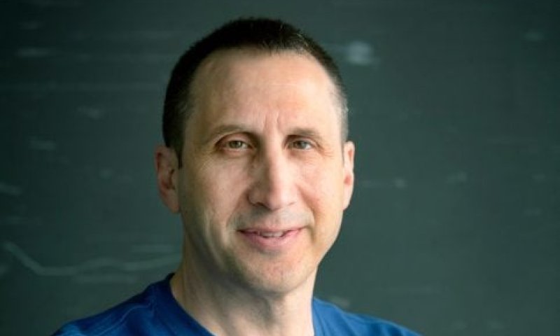 דרמה בכדורסל: דיוויד בלאט פוטר מאולימיפיאקוס