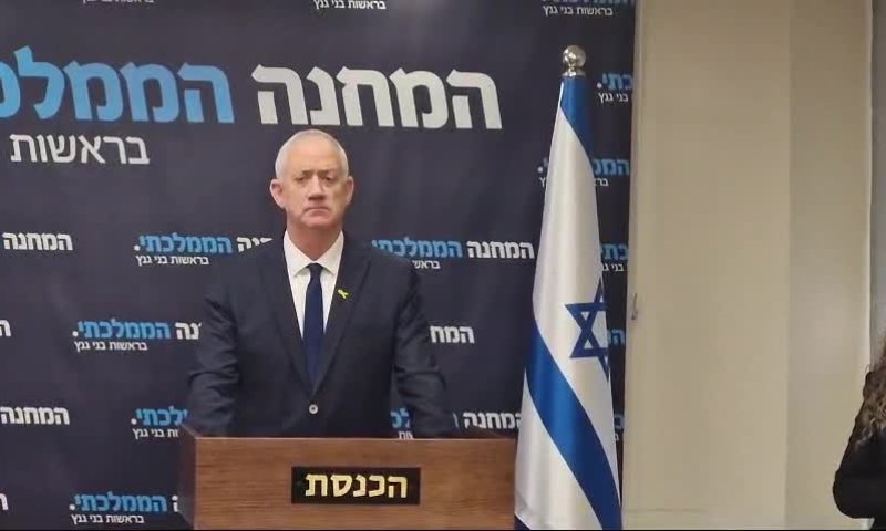 גנץ: "נתניהו נותן קדימות לקואליציה במקום לתת קדימות&nbsp;לחטופים"