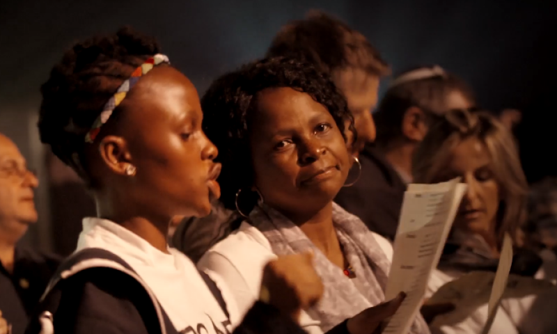 הכי מטורף: כשקולולם הגיעו לדרום אפריקה&bull; צפו