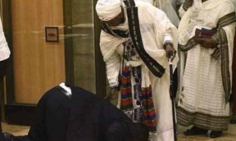 מרגש: התמונה של הח"כ הטרי כבשה את הרשת