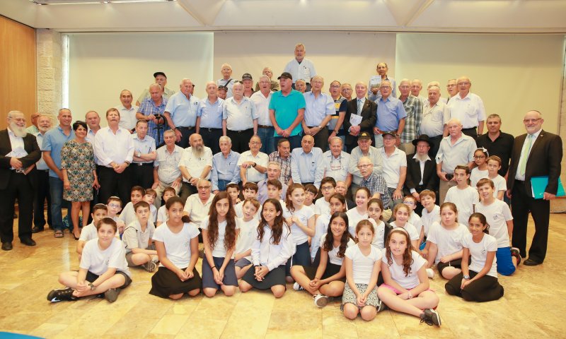 50 לוחמים משחררי ירושלים בחידון ירושלים של החמ"ד