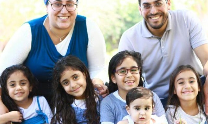 "דרוש כפר שלם כדי לגדל ילד"