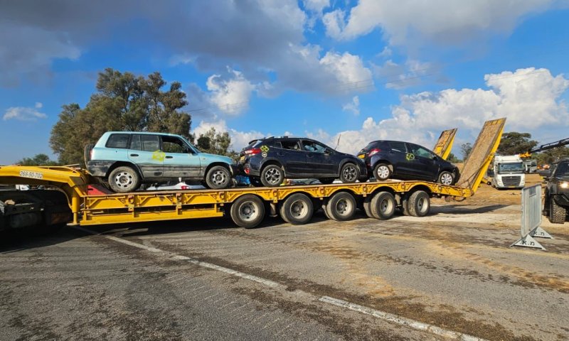 החל פינוי כלי הרכב הנטושים מאיזורי הטבח