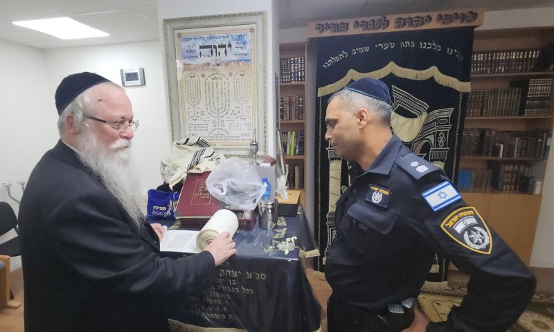 סוף טוב: לאחר שנגנב, ספר התורה הוחזר לבית הכנסת