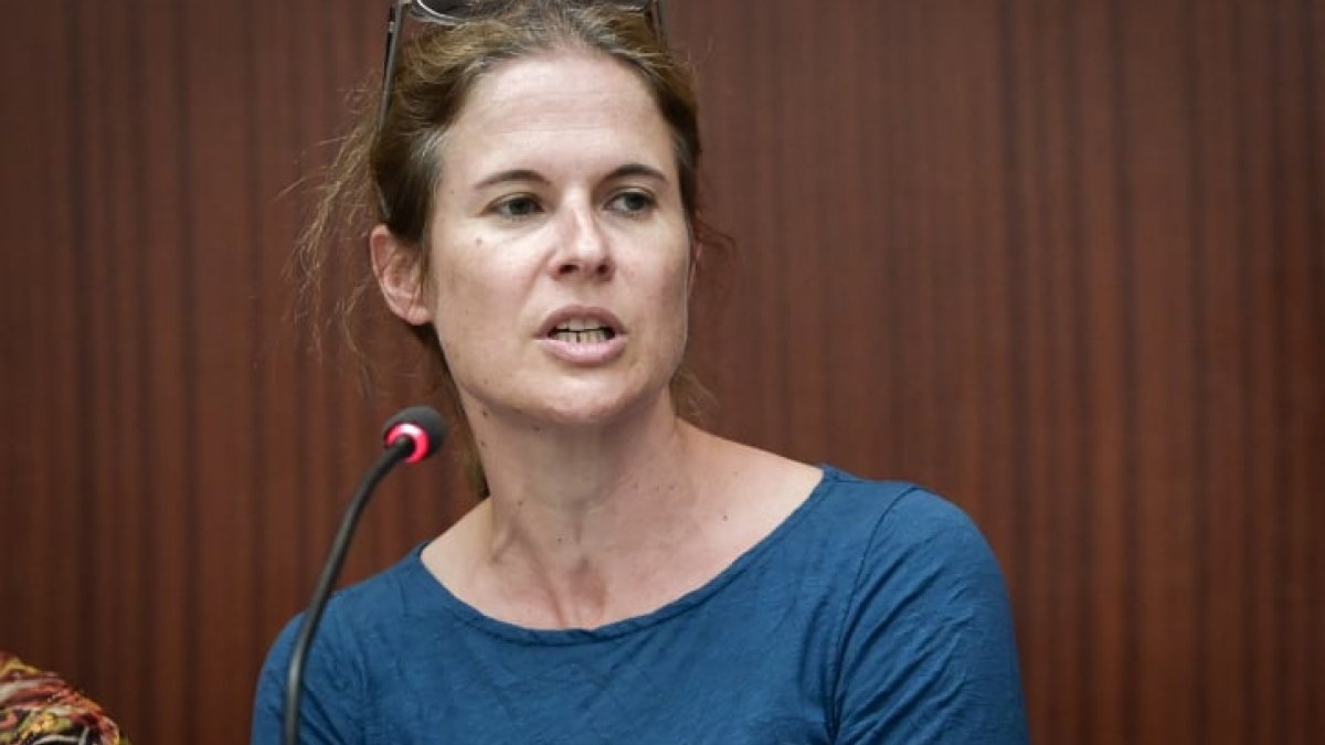 שקמה ברסלר בתגובה ראשונה לסערה בצה